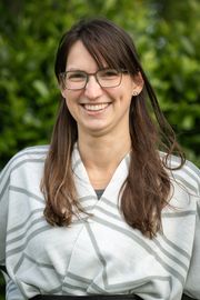 Sonja Kohn, Versandleitung